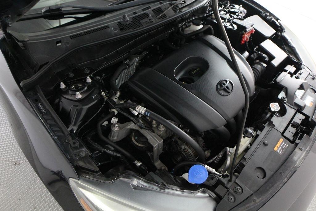 Toyota Yaris iA Manual (Natl) 2018