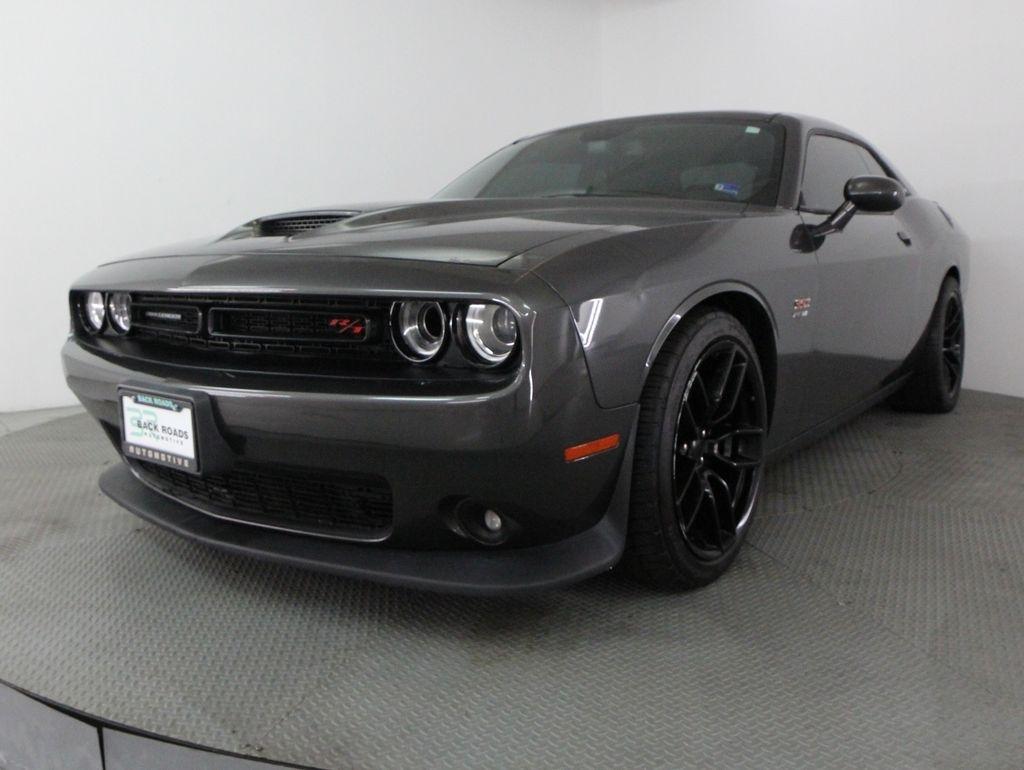 Dodge Challenger R/T RWD 2019