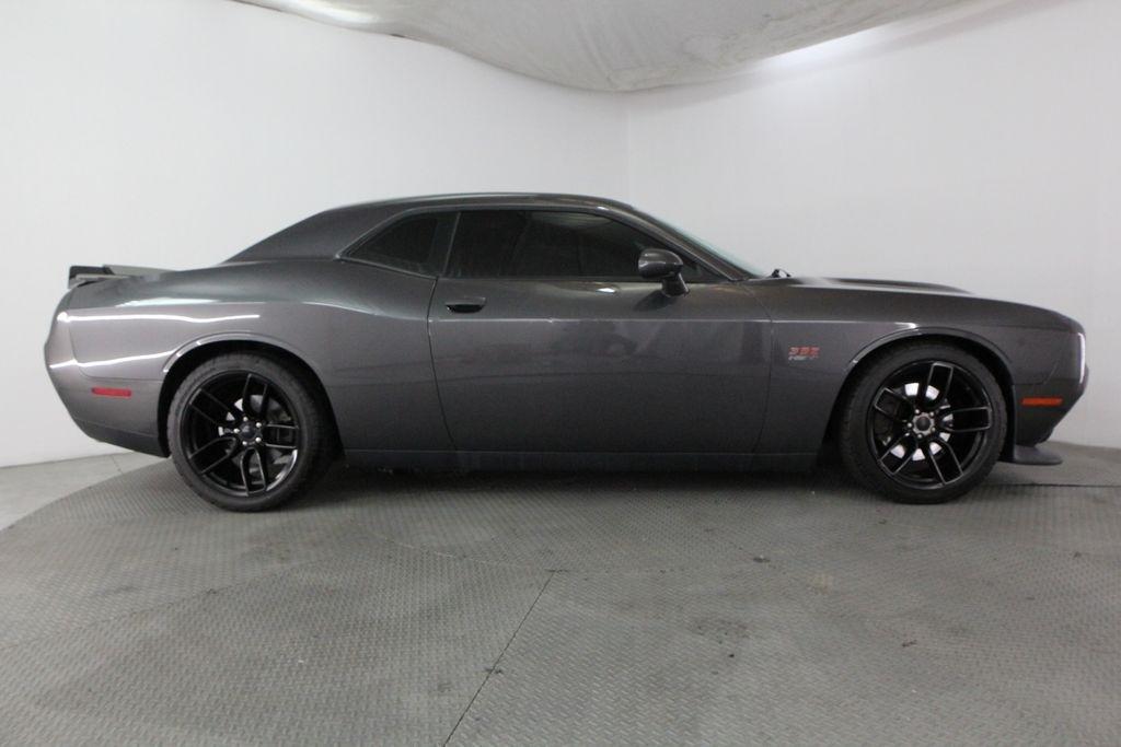 Dodge Challenger R/T RWD 2019