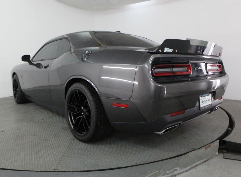 Dodge Challenger R/T RWD 2019