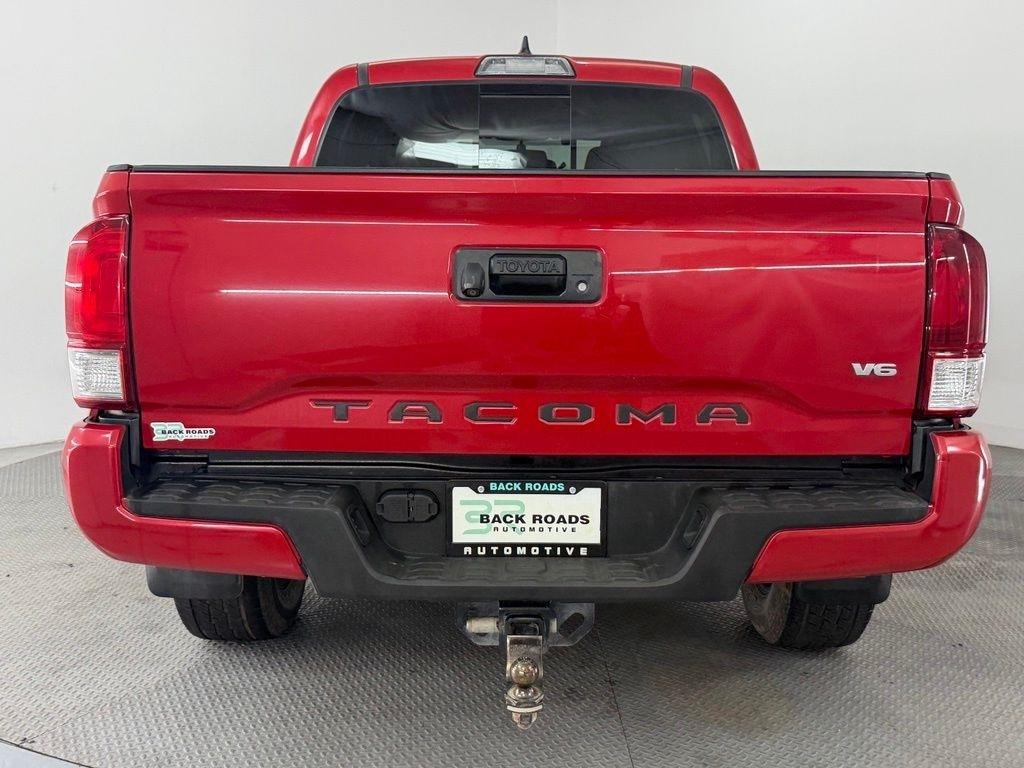 Toyota Tacoma TRD Off Road Double Cab 5' Bed V6 4x4 MT (Natl) 2017