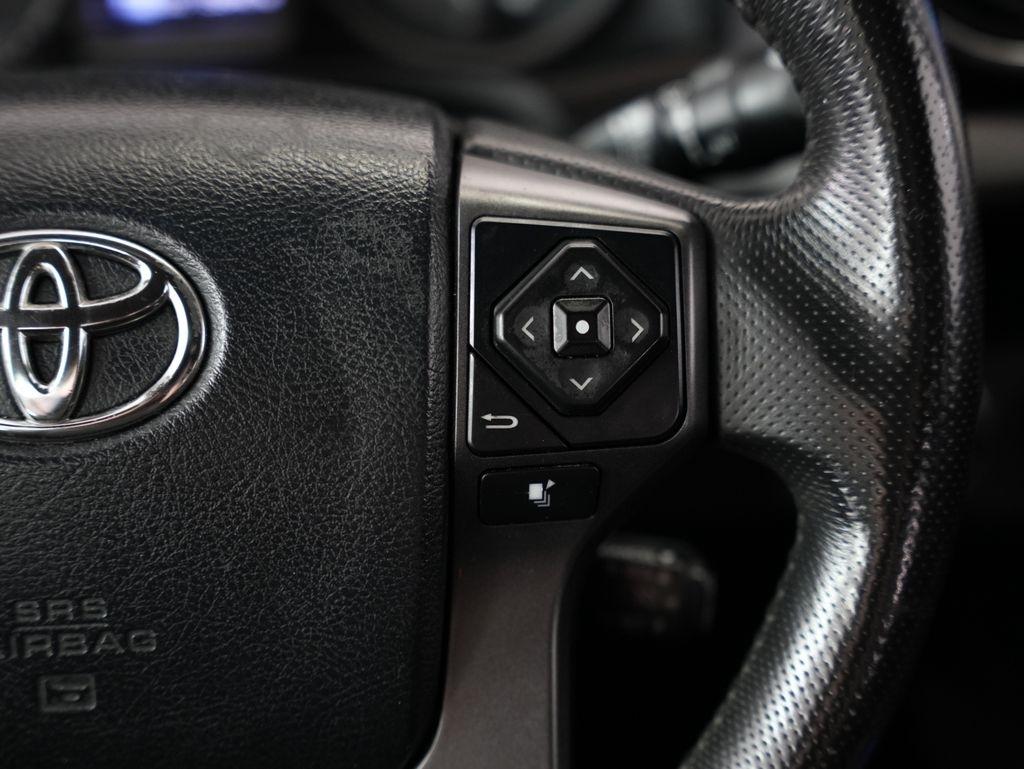 Toyota Tacoma TRD Off Road Double Cab 5' Bed V6 4x4 MT (Natl) 2017