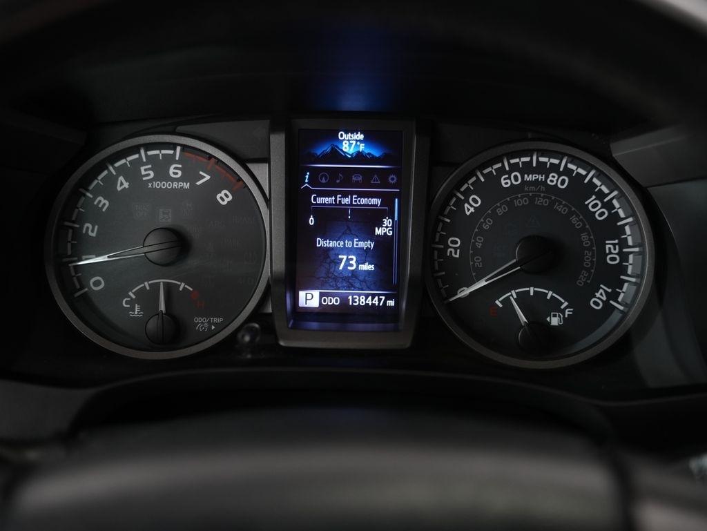 Toyota Tacoma TRD Off Road Double Cab 5' Bed V6 4x4 MT (Natl) 2017