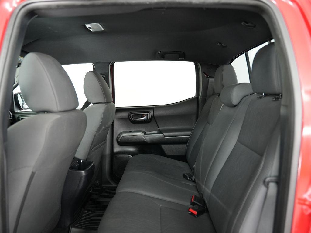 Toyota Tacoma TRD Off Road Double Cab 5' Bed V6 4x4 MT (Natl) 2017