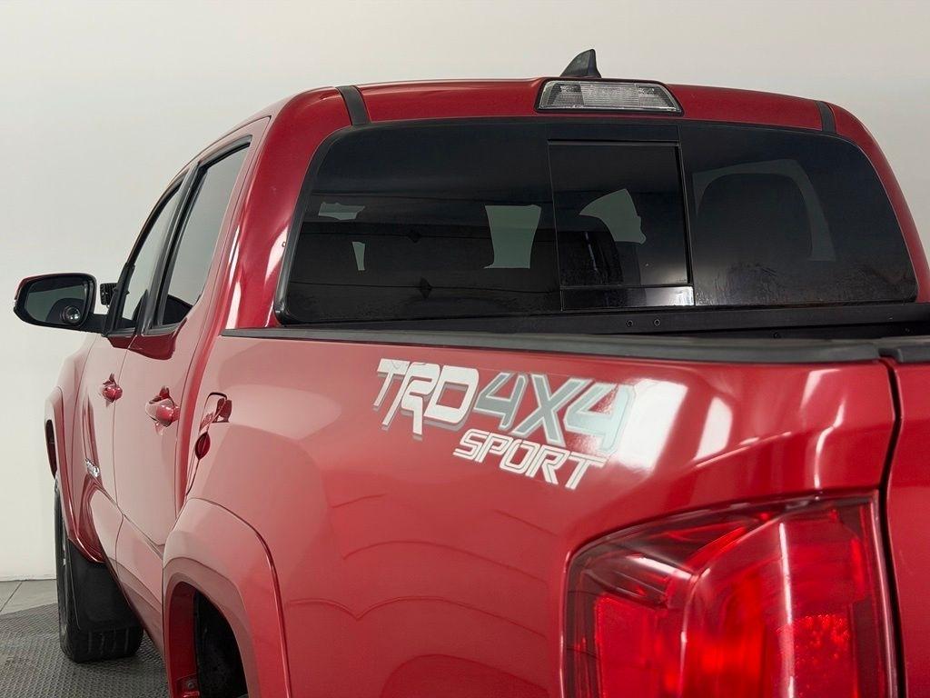 Toyota Tacoma TRD Off Road Double Cab 5' Bed V6 4x4 MT (Natl) 2017