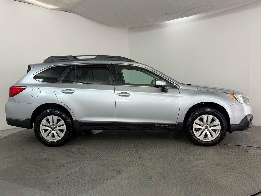 Subaru Outback 4dr Wgn 2.5i Premium PZEV 2016