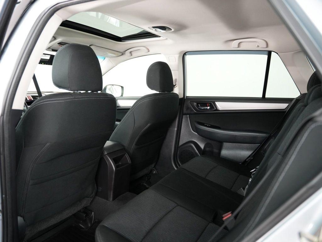 Subaru Outback 4dr Wgn 2.5i Premium PZEV 2016