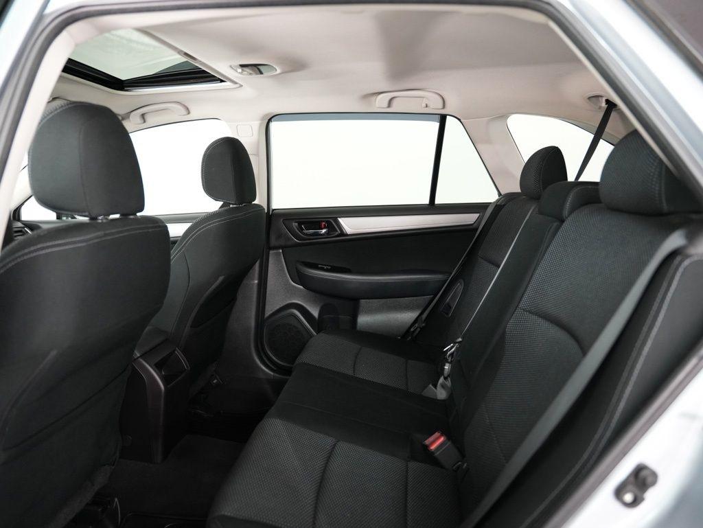 Subaru Outback 4dr Wgn 2.5i Premium PZEV 2016