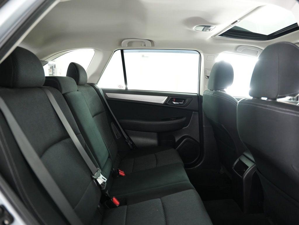 Subaru Outback 4dr Wgn 2.5i Premium PZEV 2016