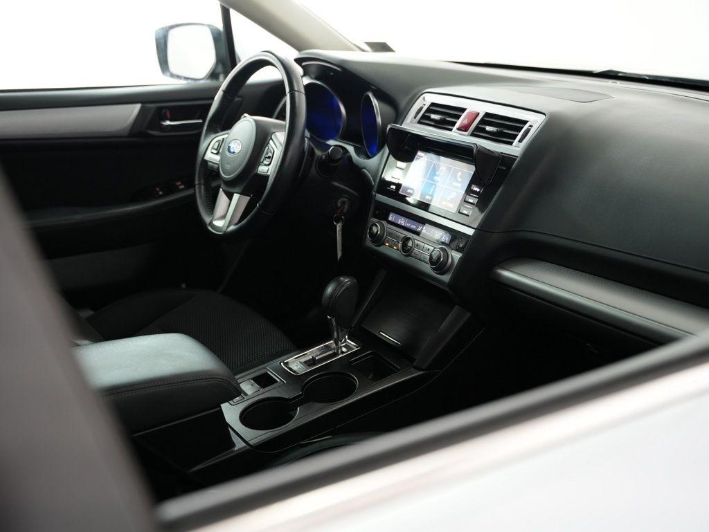 Subaru Outback 4dr Wgn 2.5i Premium PZEV 2016