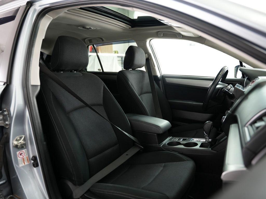 Subaru Outback 4dr Wgn 2.5i Premium PZEV 2016