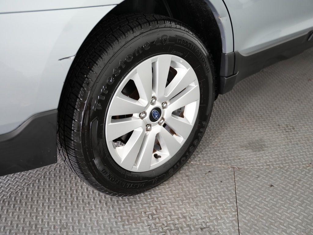 Subaru Outback 4dr Wgn 2.5i Premium PZEV 2016