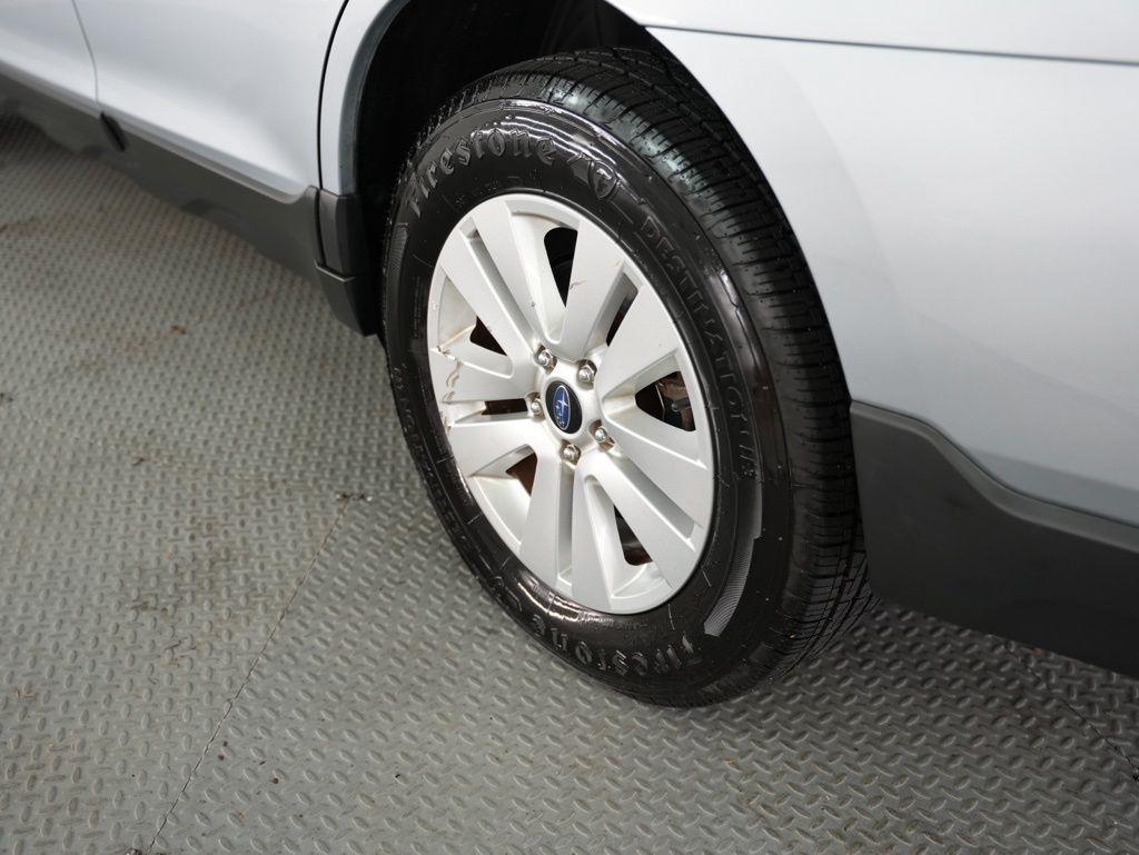 Subaru Outback 4dr Wgn 2.5i Premium PZEV 2016