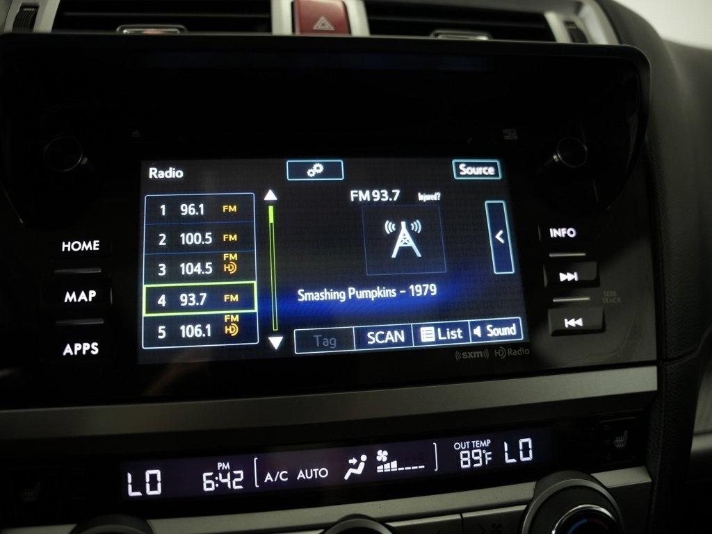 Subaru Outback 4dr Wgn 2.5i Premium PZEV 2016