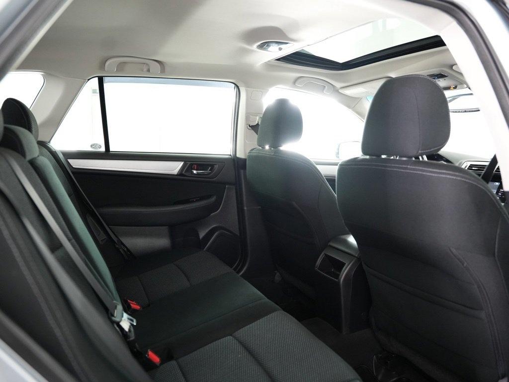 Subaru Outback 4dr Wgn 2.5i Premium PZEV 2016