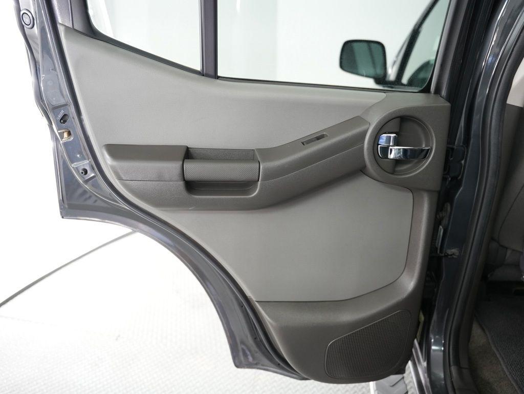 Nissan Xterra 2WD 4dr Auto S 2014