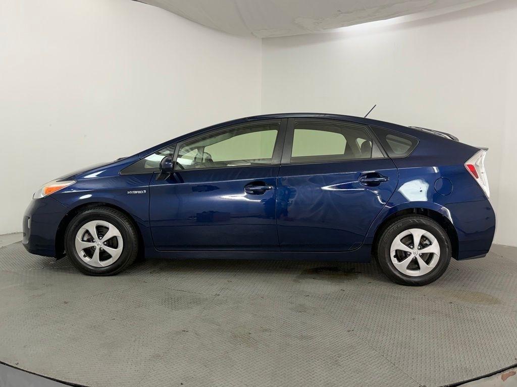 Toyota Prius 5dr HB Three (Natl) 2012