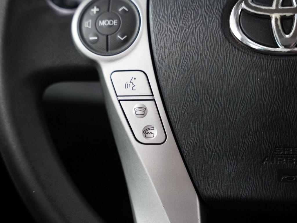 Toyota Prius 5dr HB Three (Natl) 2012