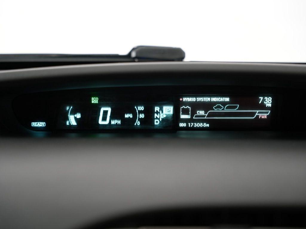 Toyota Prius 5dr HB Three (Natl) 2012