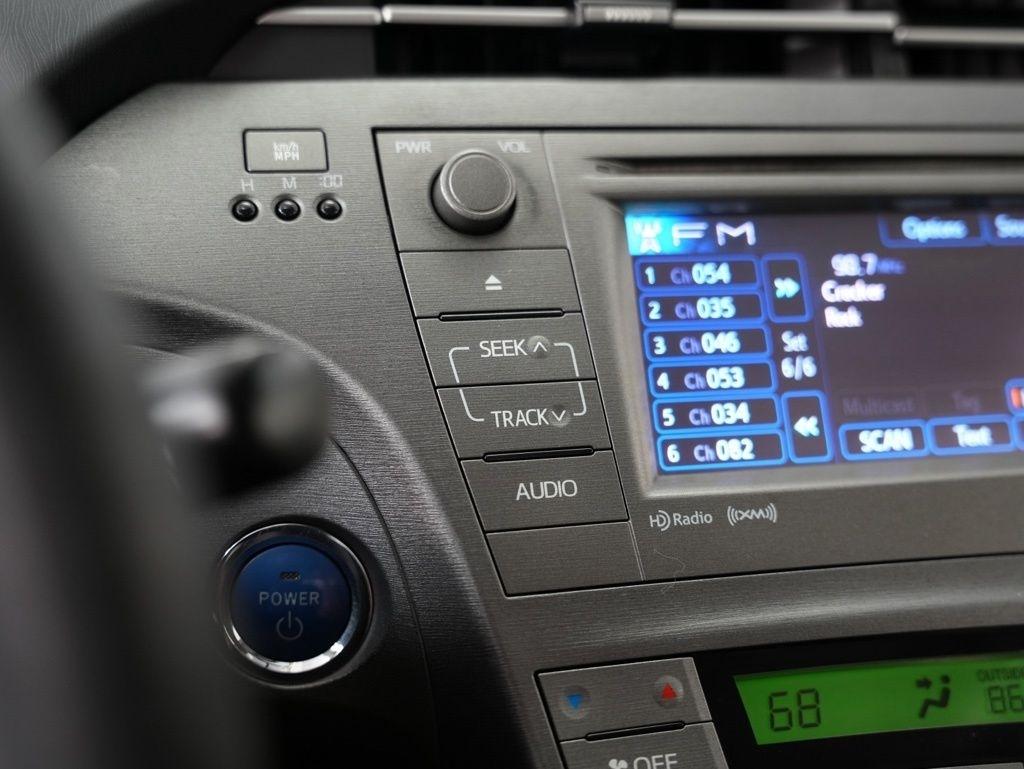 Toyota Prius 5dr HB Three (Natl) 2012