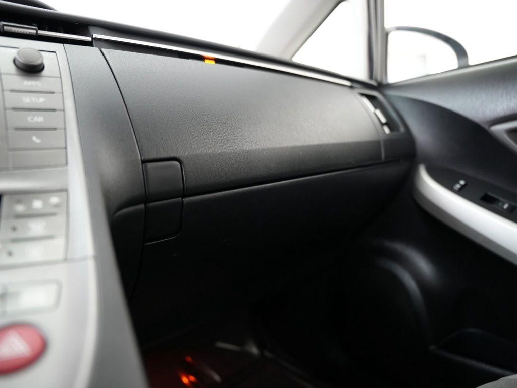 Toyota Prius 5dr HB Three (Natl) 2012