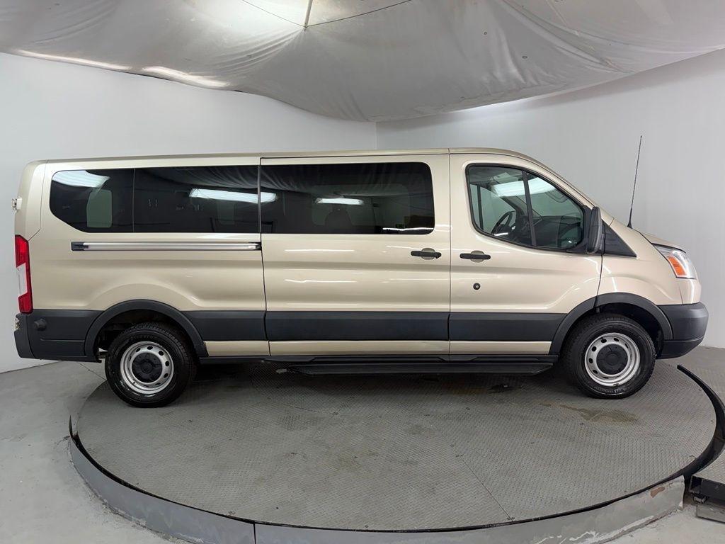 Ford Transit Passenger Wagon T-350 148" Low Roof XLT Sliding RH Dr 2018