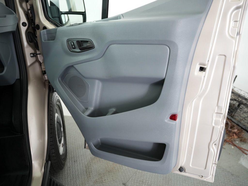 Ford Transit Passenger Wagon T-350 148" Low Roof XLT Sliding RH Dr 2018