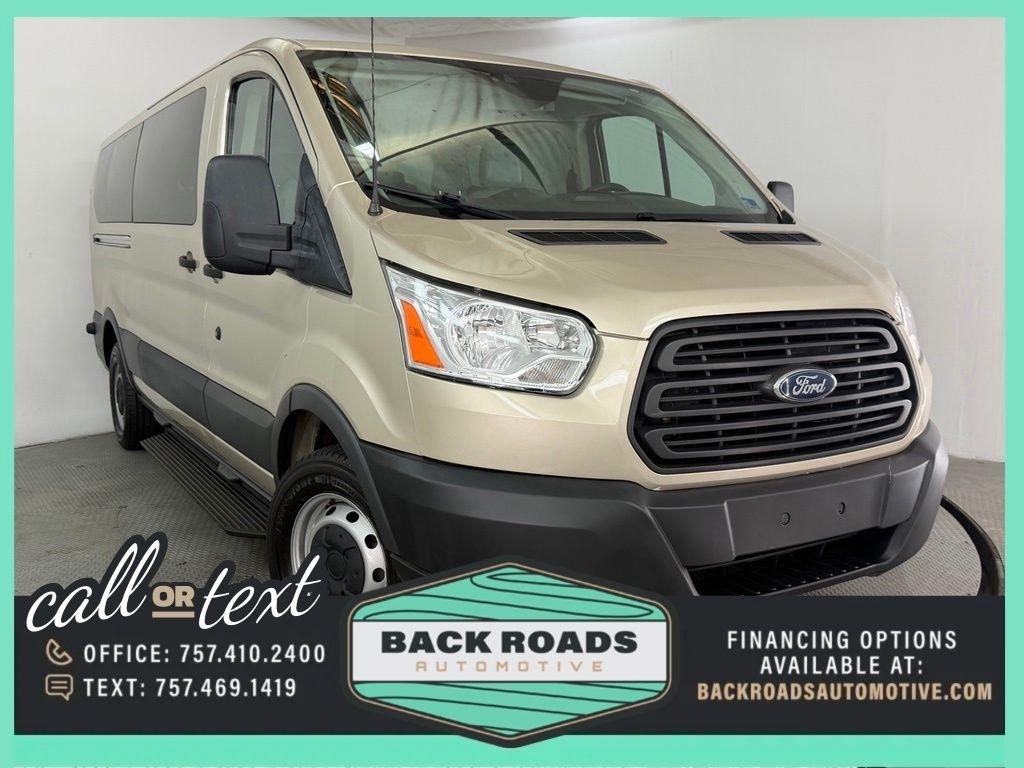 2018 Ford Transit Passenger Wagon T-350 148" Low Roof XL Sliding RH Dr
