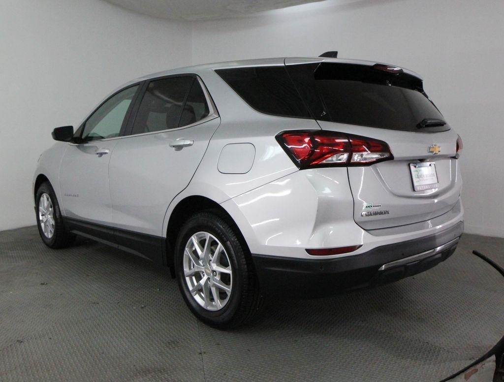 Chevrolet Equinox FWD 4dr LT w/2FL 2022