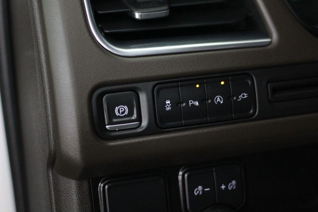 Chevrolet Tahoe 2WD 4dr LT 2021