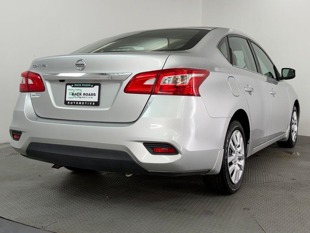 Nissan Sentra S CVT 2018