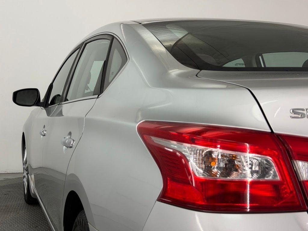 Nissan Sentra S CVT 2018