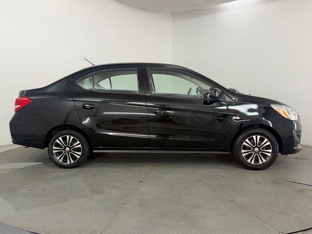 Mitsubishi Mirage G4 ES CVT 2020