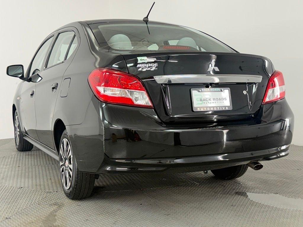 Mitsubishi Mirage G4 ES CVT 2020