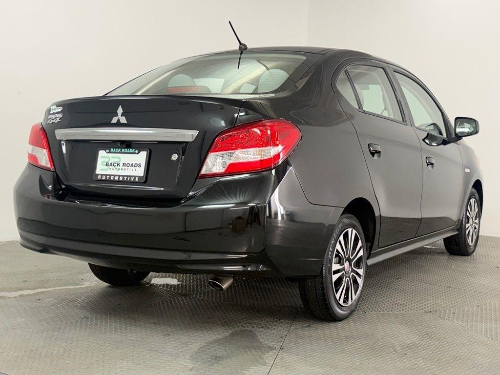 Mitsubishi Mirage G4 ES CVT 2020