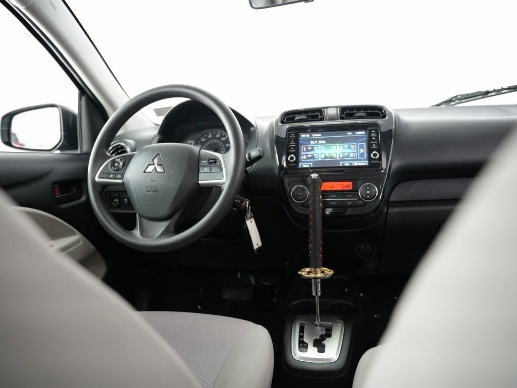 Mitsubishi Mirage G4 ES CVT 2020