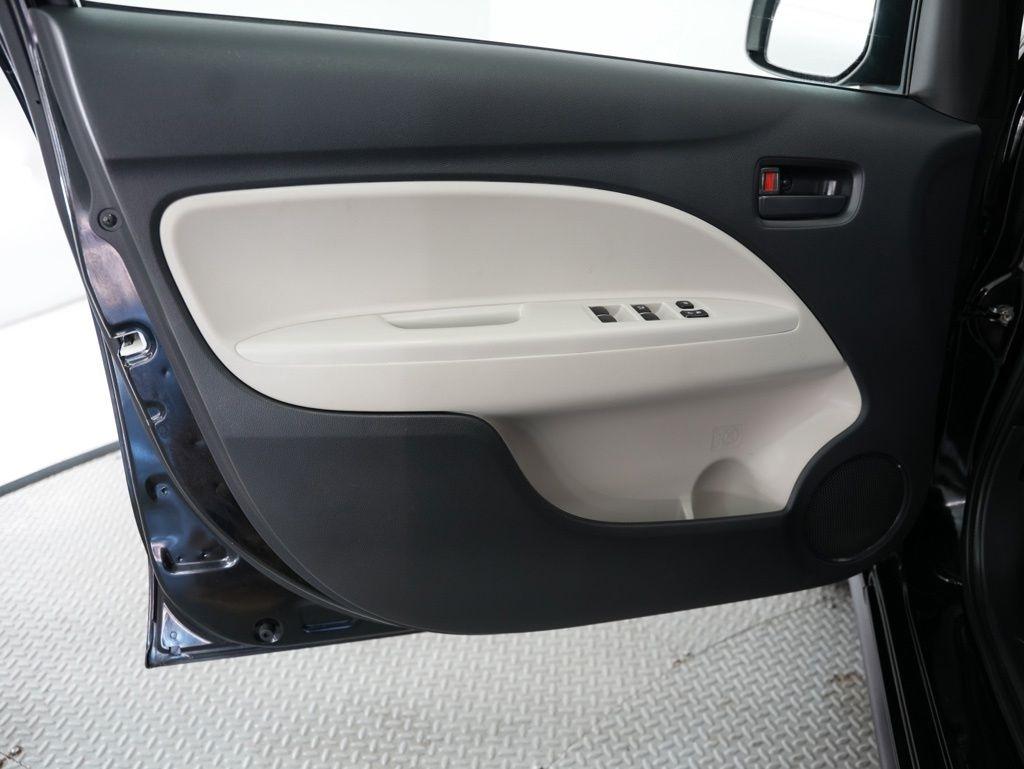Mitsubishi Mirage G4 ES CVT 2020