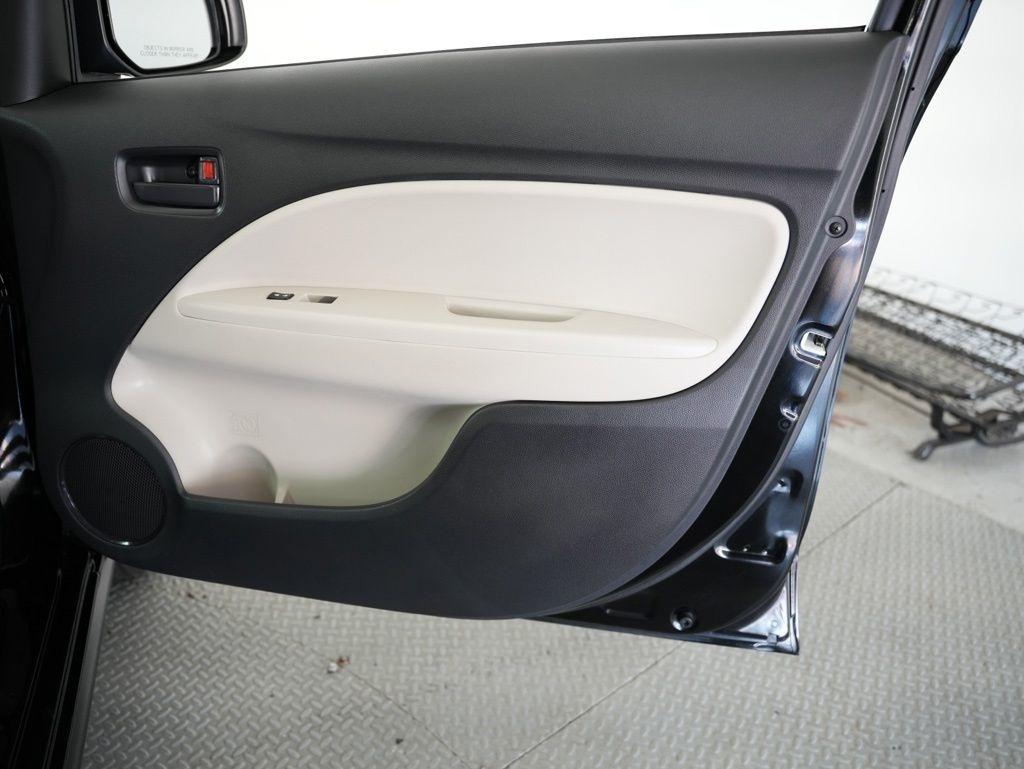 Mitsubishi Mirage G4 ES CVT 2020