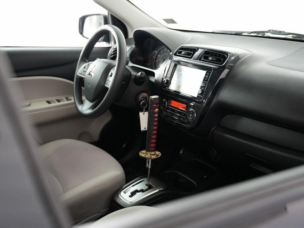 Mitsubishi Mirage G4 ES CVT 2020