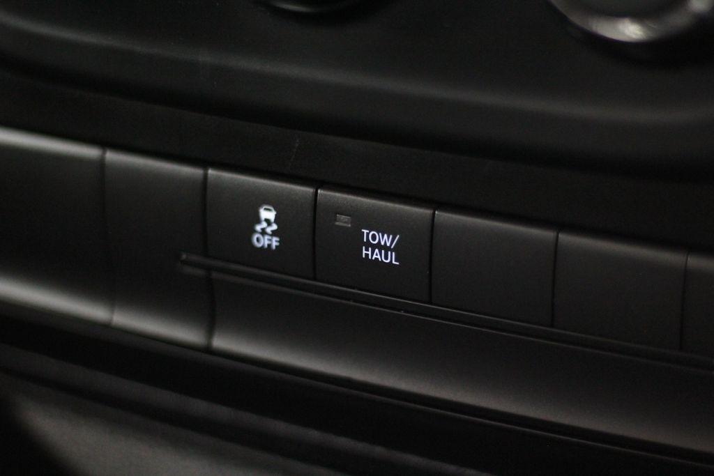 RAM 1500 2WD Reg Cab 120.5" Express 2014