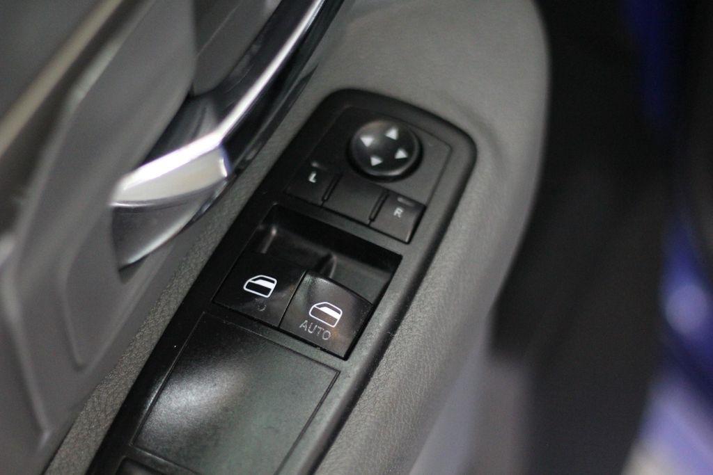 RAM 1500 2WD Reg Cab 120.5" Express 2014