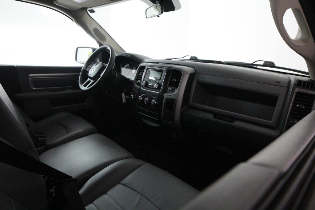 RAM 1500 2WD Reg Cab 120.5" Express 2014