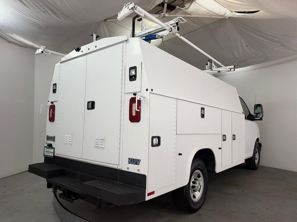 Chevrolet Express Commercial Cutaway 3500 Van 139" 2020