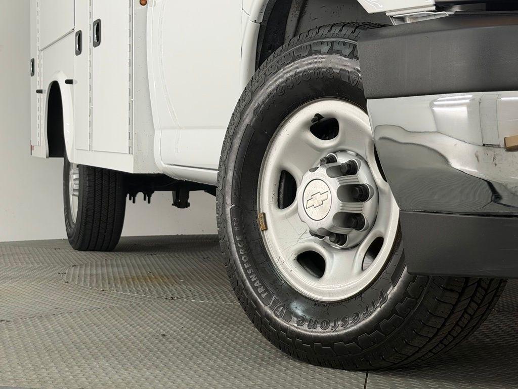 Chevrolet Express Commercial Cutaway 3500 Van 139" 2020