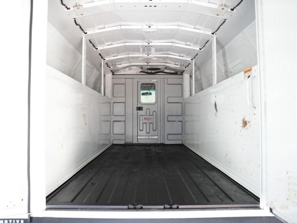 Chevrolet Express Commercial Cutaway 3500 Van 139" 2020