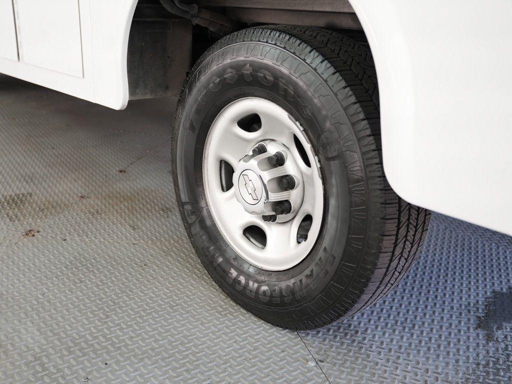 Chevrolet Express Commercial Cutaway 3500 Van 139" 2020
