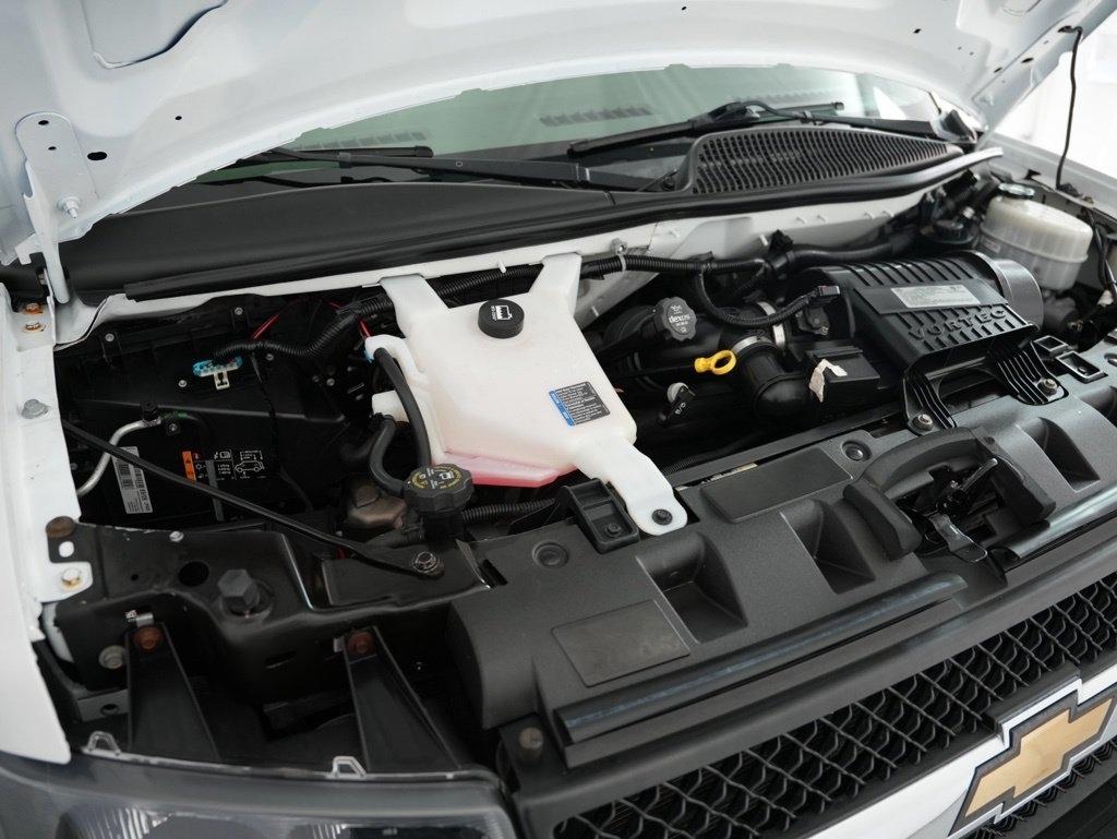 Chevrolet Express Commercial Cutaway 3500 Van 139" 2020