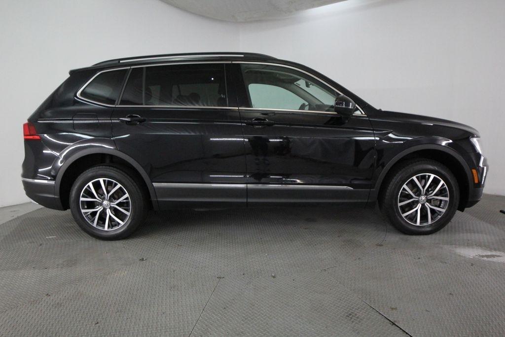 Volkswagen Tiguan 2.0T SE R-Line Black FWD 2020