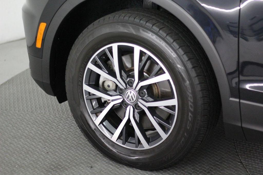 Volkswagen Tiguan 2.0T SE R-Line Black FWD 2020