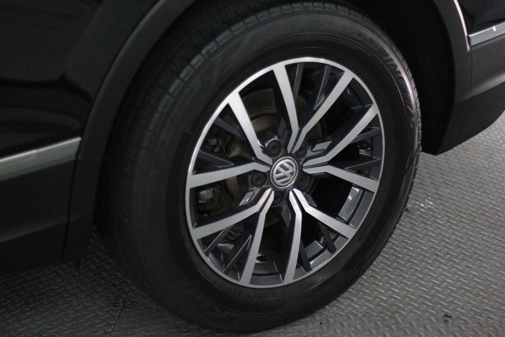 Volkswagen Tiguan 2.0T SE R-Line Black FWD 2020